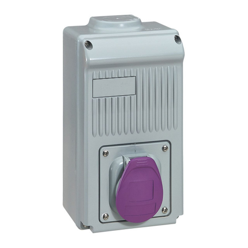 Coffret P17 IP44 + transformateur de sécurité + prise 16A 2P - 20-25V~ - 150VA-058927-3245060589271-LEGRAND
